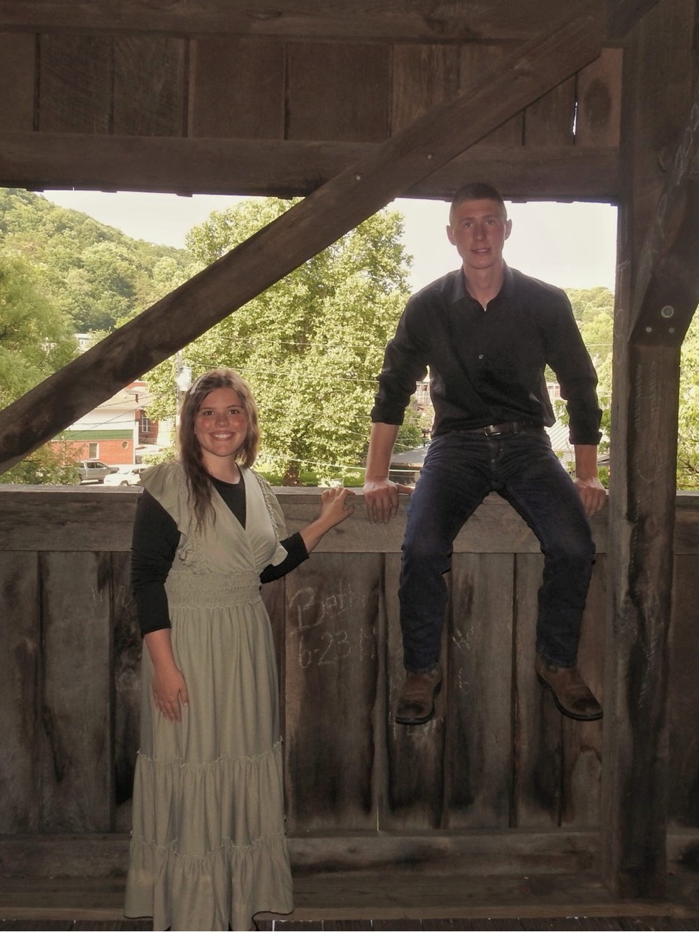 Meet your Posher, Mckenzie - Picture 3 of 8